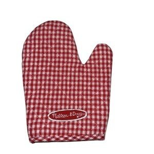 Melissa & Doug red gingham play kitchen cooking mitt